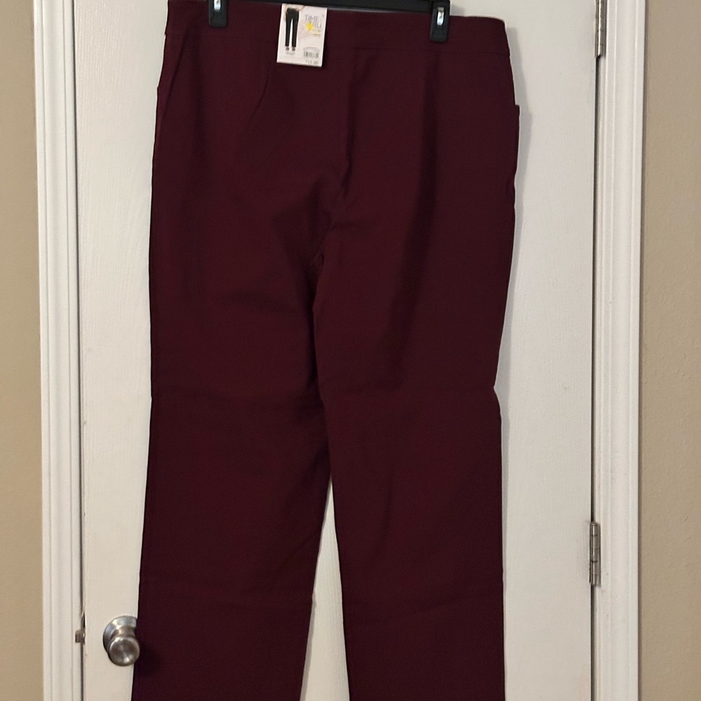 Time and Tru Straight Leg Pants in Burgundy